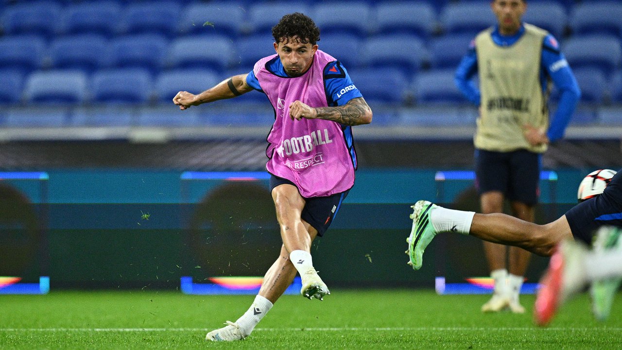 CCTV | Preparations for Lyon